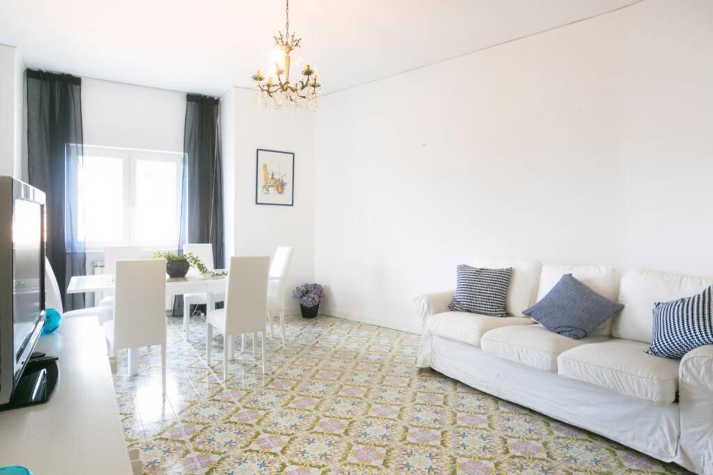 Cozy Sorrento Apartment Bagian luar foto
