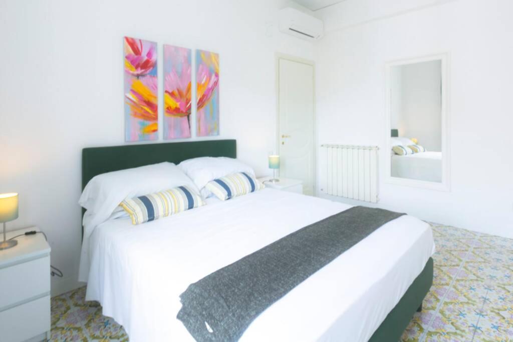 Cozy Sorrento Apartment Bagian luar foto